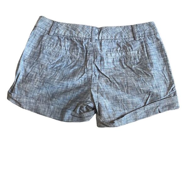Banana Republic Blue Chambray Cuff Button Tab 100% Cotton Mid Rise Shorts Sz 0P - Picture 2 of 7